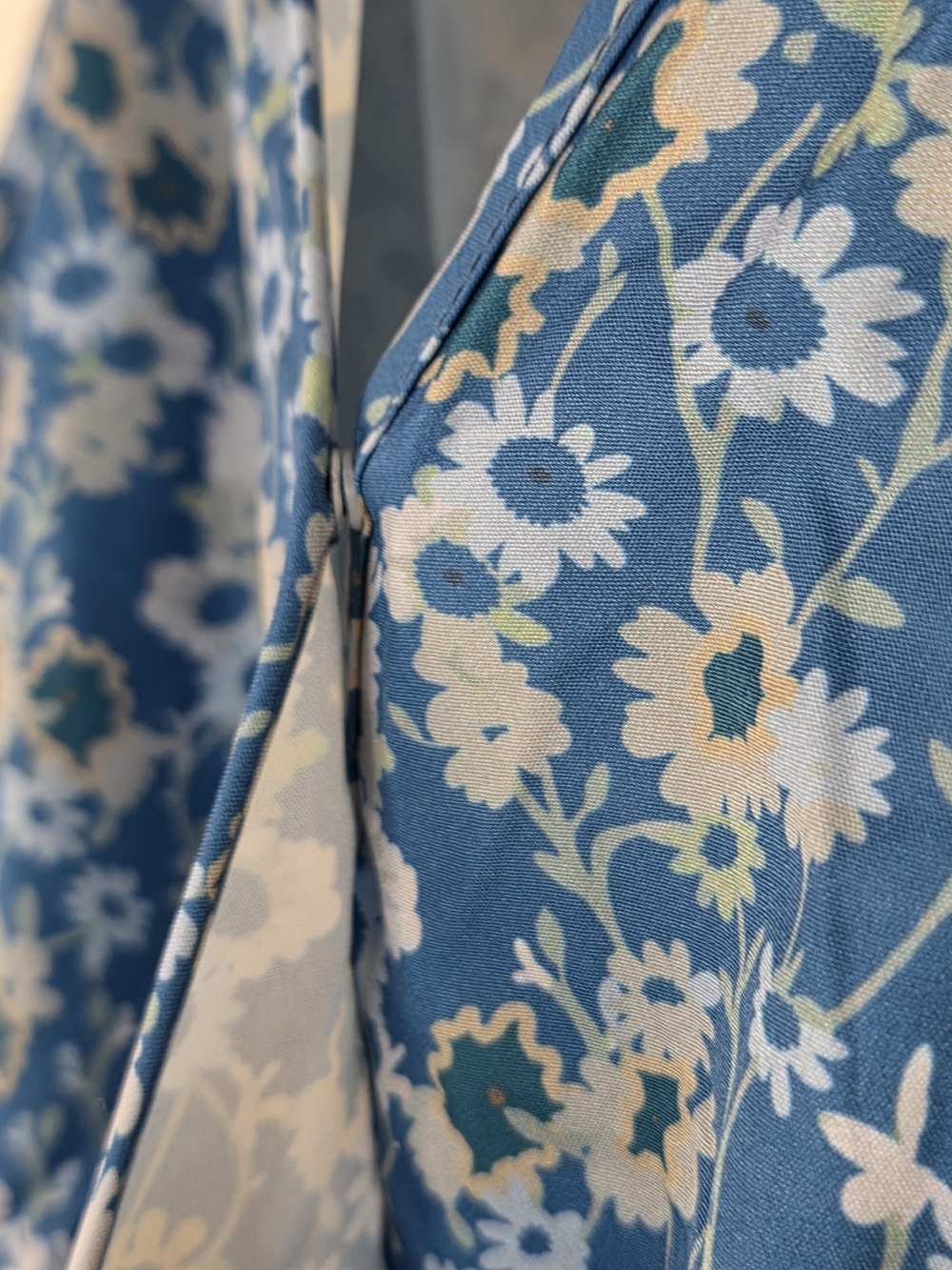 BloomChic Blue Floral Sleeveless Faux Wrap Tiered Patchwork Maxi Dress 18/20 - Picture 5 of 12